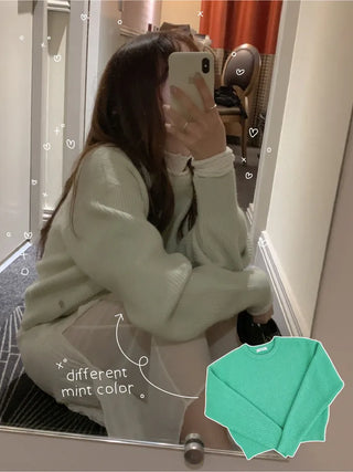 Loose-fit cropped round knit