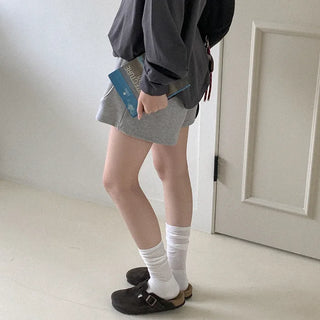 Line Point Elastic Waist Half Pants