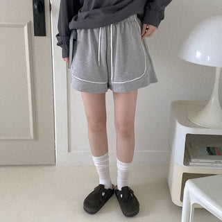 Line Point Elastic Waist Half Pants