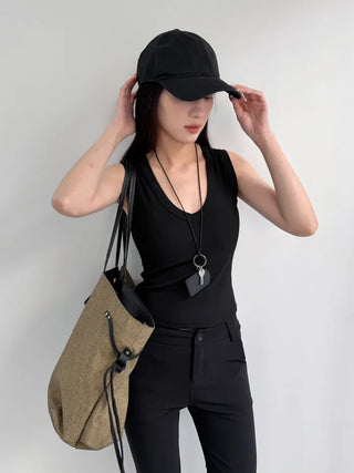 (4 colors) Deep V-neck sleeveless T-shirt