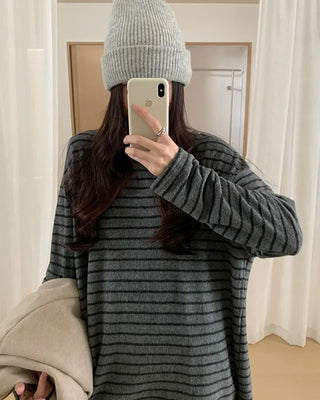 (2 colors) Striped Long T-shirt