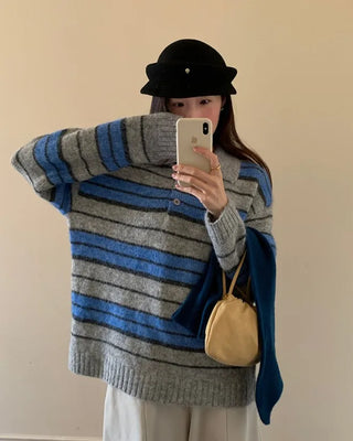 Bordered two-tone knit