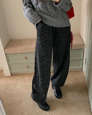 Fleece-lined leopard print elastic waist sweatpants