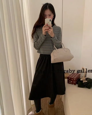 Multi-border cropped T-shirt