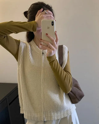 (2 colors) Round Neck Knit Vest