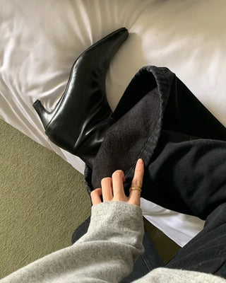 Fleece-lined straight-fit washed denim pants