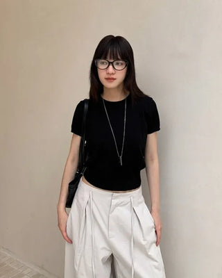 [4 colors] Round neck solid color short-sleeve knit