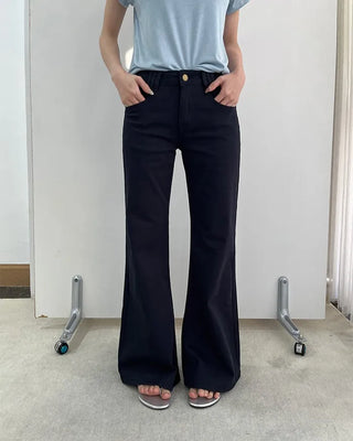 Low-waist colored flare pants