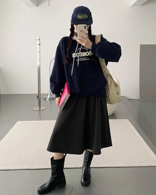 Elastic waist midi-length A-line flared skirt
