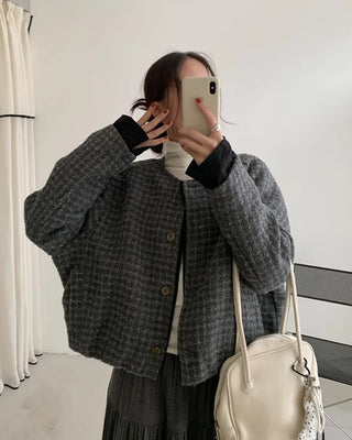 Wool round neck button jacket