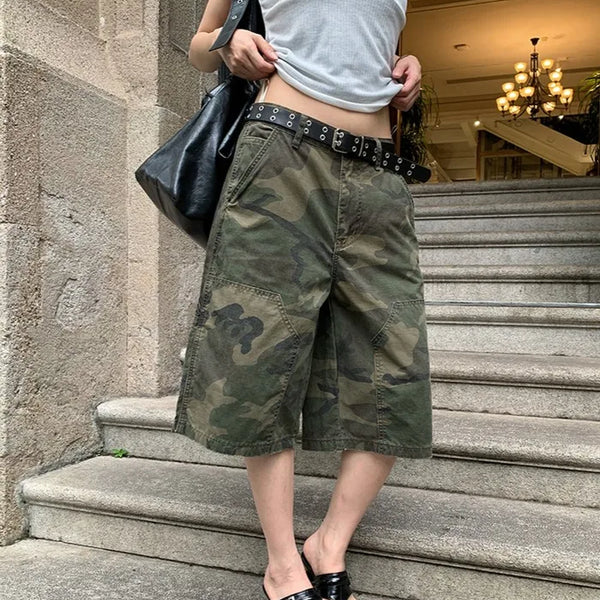 Retro military Bermuda shorts