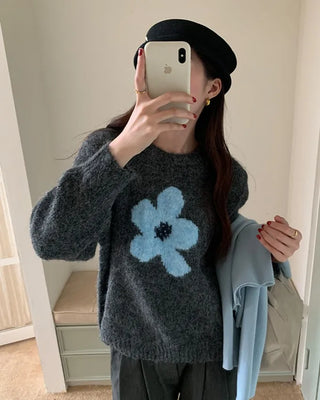 Flower Point Jacquard Knit