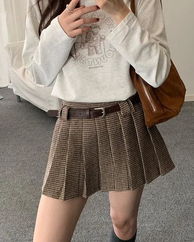 Pleated mini skirt and belt set