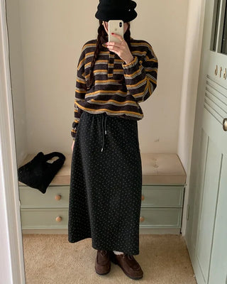Fleece-lined long skirt with elastic waistband