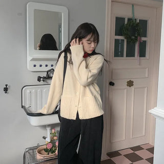 Wool pocket knit cardigan