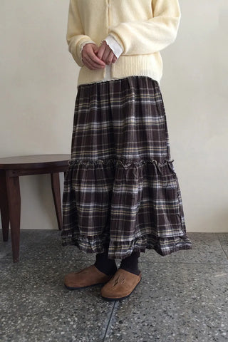 Checked tiered long skirt