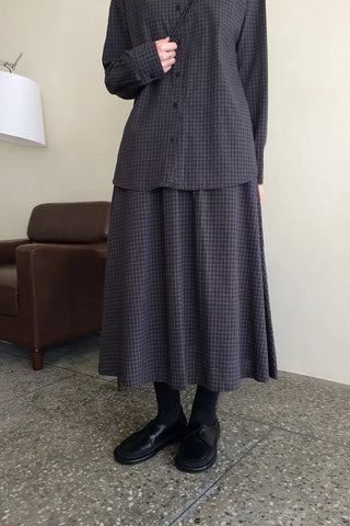 Checked long skirt