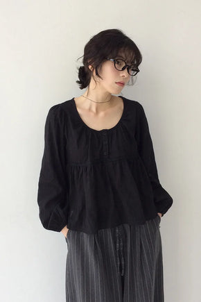 Lace long-sleeved blouse