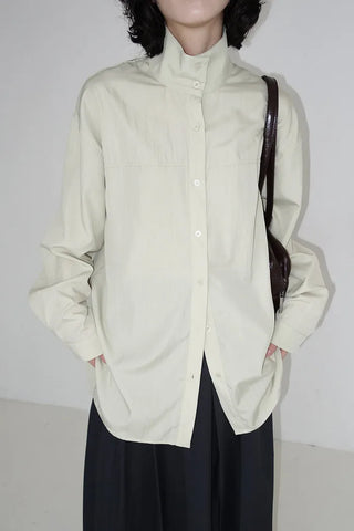 High-neck collared shirt