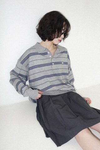 Two-tone collared knit sweater