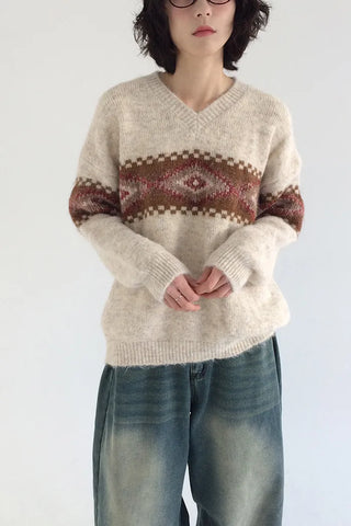 V-neck Nordic knit