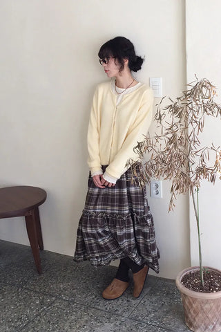 Checked tiered long skirt