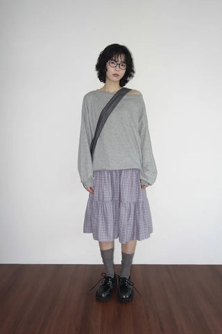 One-shoulder long-sleeve T-shirt
