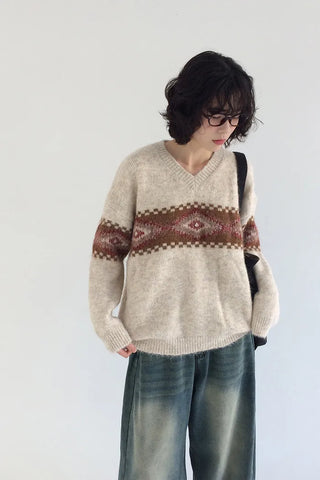 V-neck Nordic knit