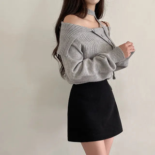 Back elastic A-line black mini skirt
