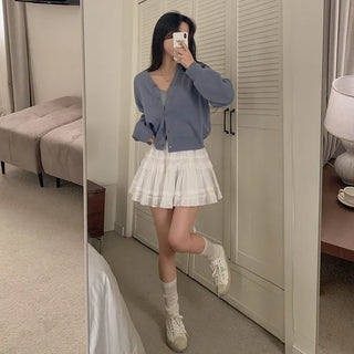 V-neck cardigan