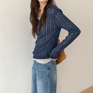 Linen U-neck long-sleeved T-shirt