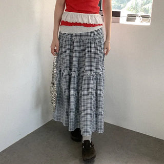 Checked tiered long skirt