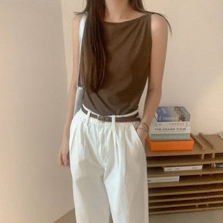 Boat neck sleeveless