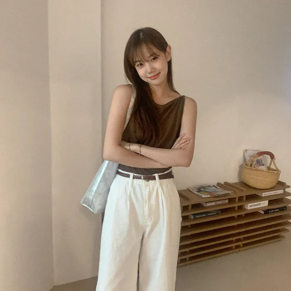 Boat neck sleeveless