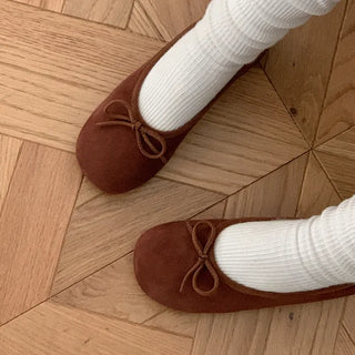 Suede ribbon flat shoes