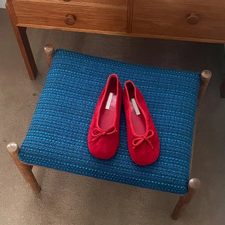Suede ribbon flat shoes
