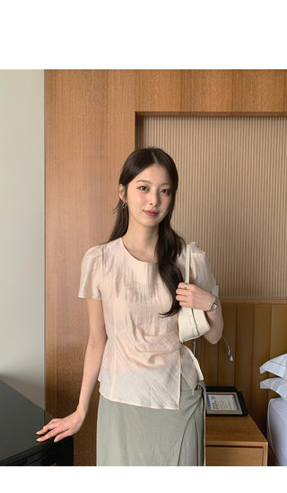 [2 colors] Back slit blouse