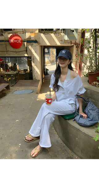 [2 colors] One-shoulder button T-shirt