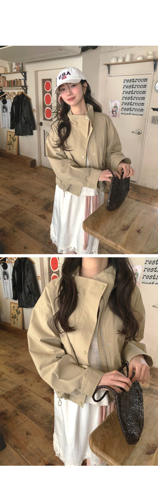 (2 colors) Semi-cropped high-neck mountain parka