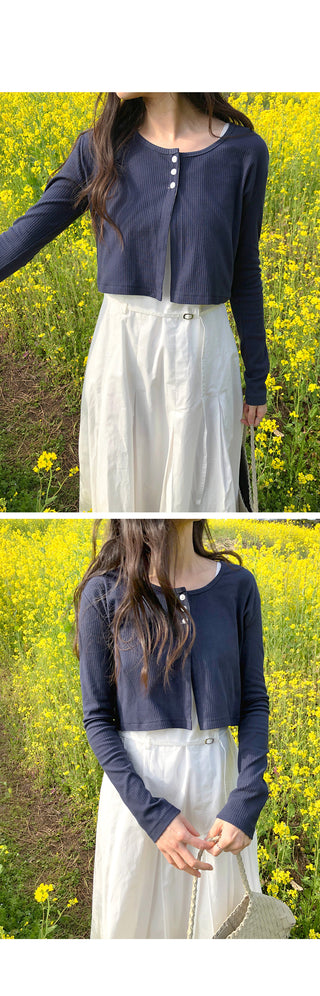 3-button cropped cardigan