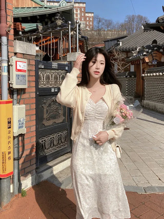Pink round-neck loose-fitting short long-sleeve knit cardigan