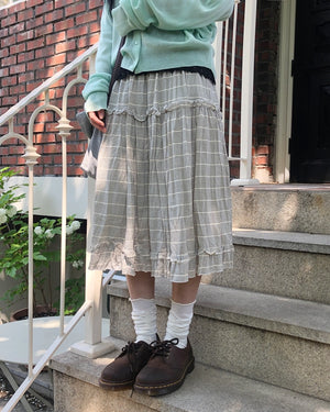 W / Skirts