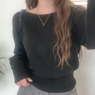 Boat neck plain knit