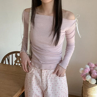 Ribbon off-shoulder