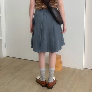 Pleated midi skirt