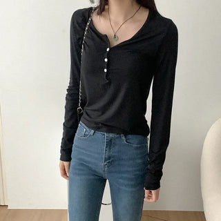Button-down long-sleeved T-shirt