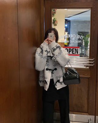 Nordic pattern toggle cardigan