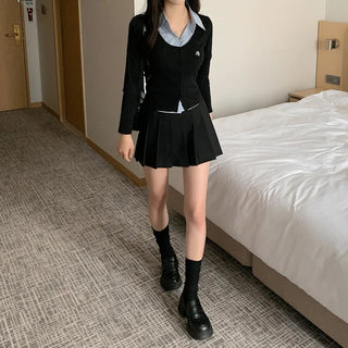 [One-piece] Striped Shirt Layered Knit