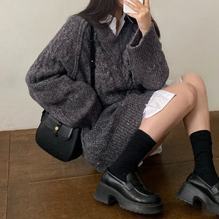 Oversized Twist Long V-Neck Knit