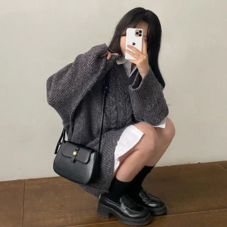 Oversized Twist Long V-Neck Knit